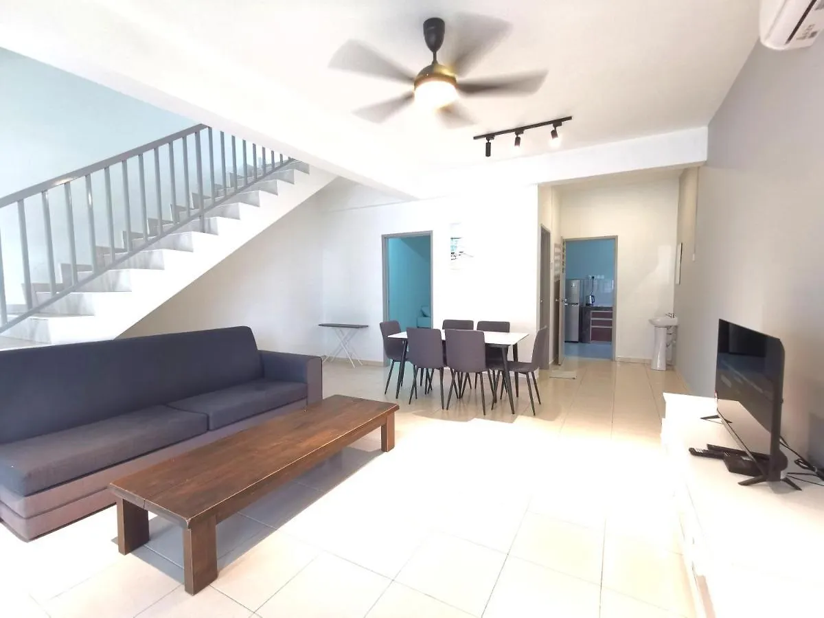 Maco Home Premium Suite Corner At Mount Austin Taman Daya 新山 度假居